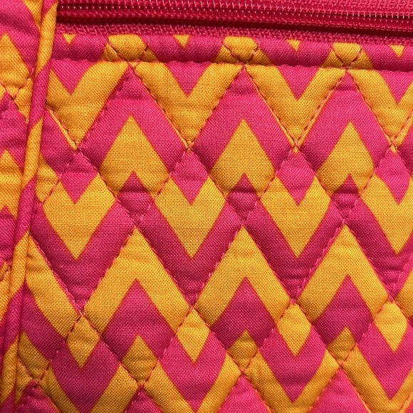 VERA BRADLEY BAG - Picture 5 of 7